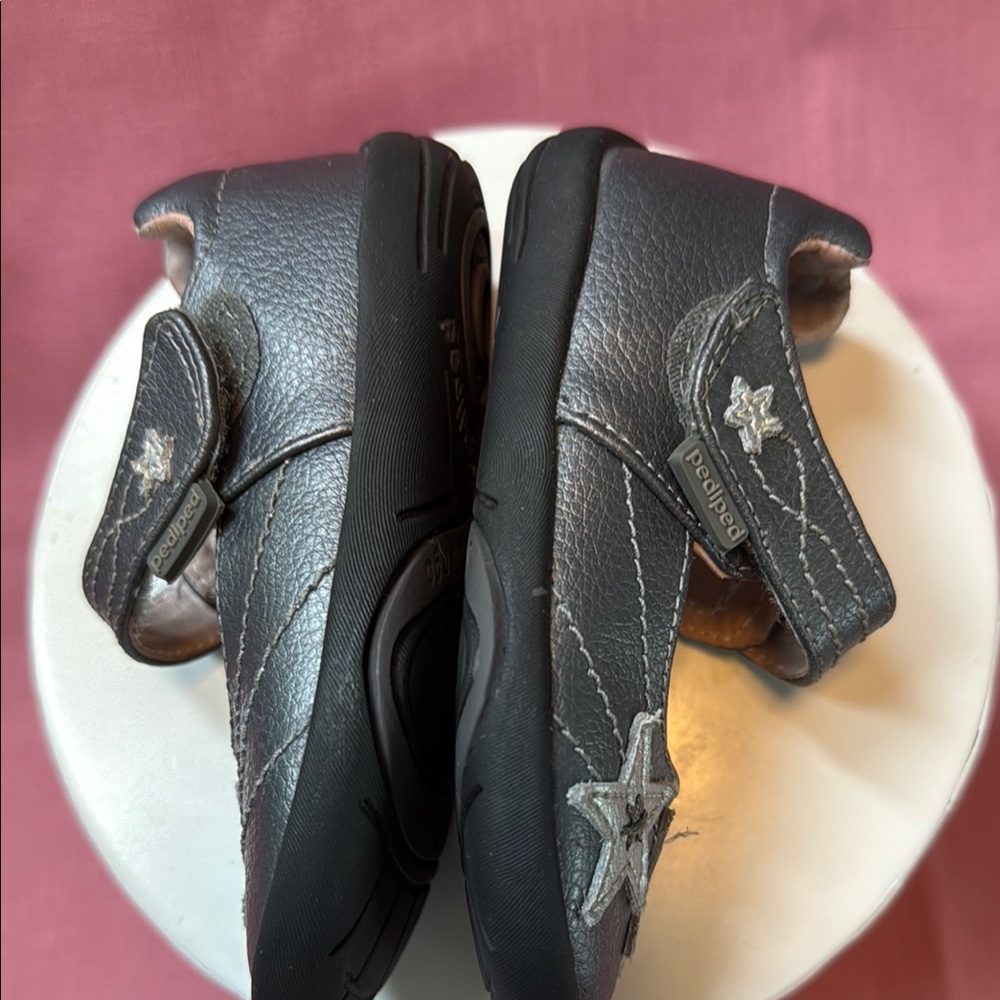 Pediped Black and Silver Dress Shoes with Star Appliqué - Picture 7 of 9